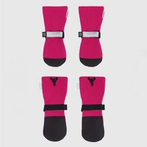 Canada Pooch dog boots NWOT